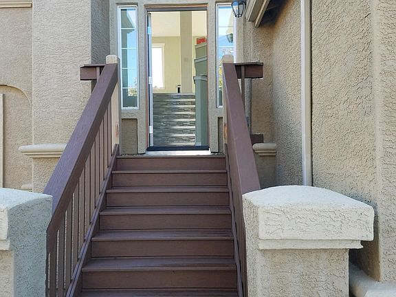 2nd image of 5975 Ingleston Dr