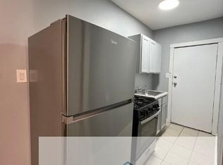 348-58 W 74th St #354-3E, Chicago, IL 60621