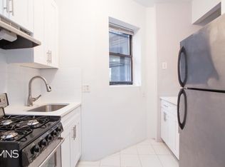 332 W 49th St #5RE1, New York, NY 10019