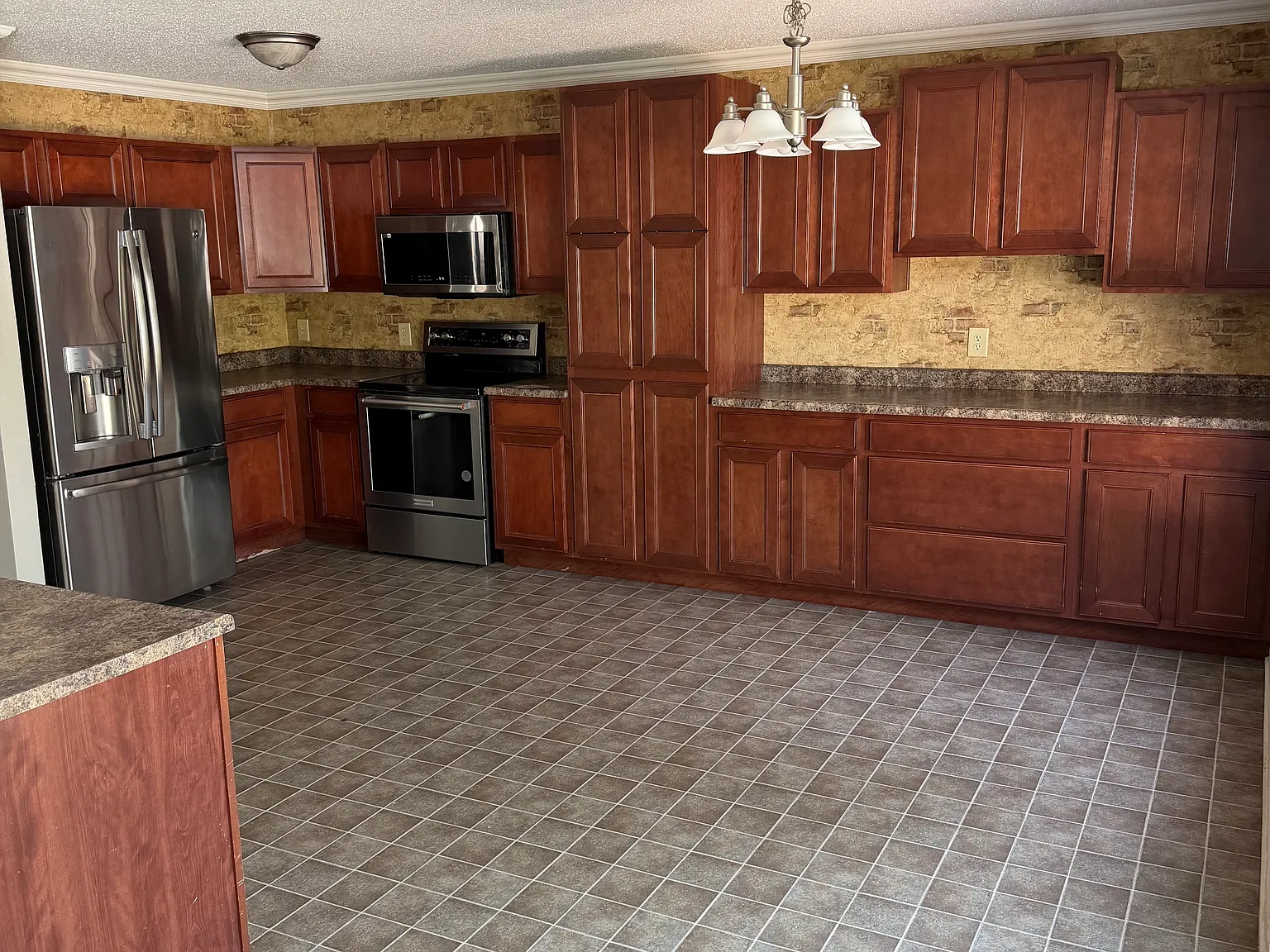 1722 Blue Grass Pkwy — Photo 3
