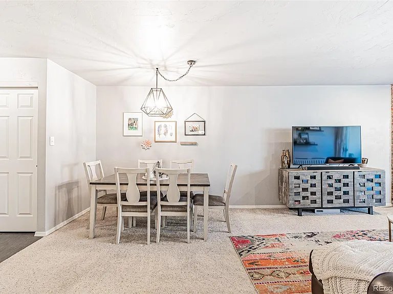 700 N Washington St #207 — Photo 6