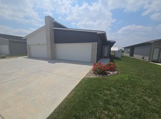 2143 S Thatcher St #2143, Wichita, KS 67207