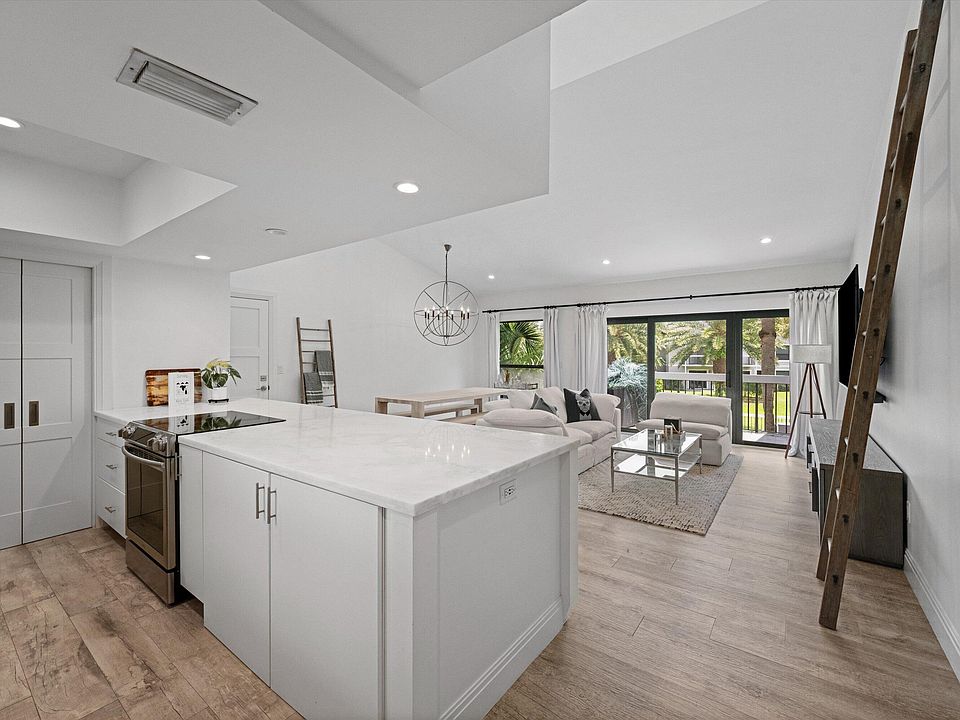 1st image of 11863 Wimbledon Circle #532