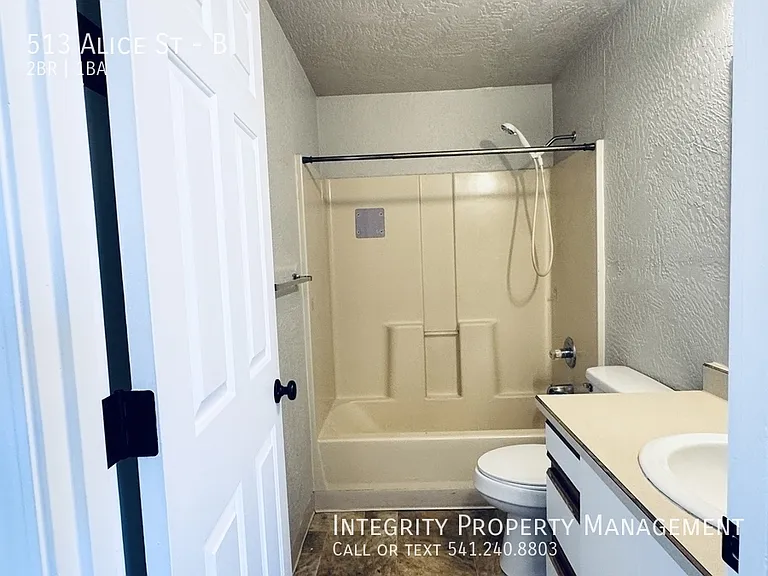 513 Alice St #B — Photo 15