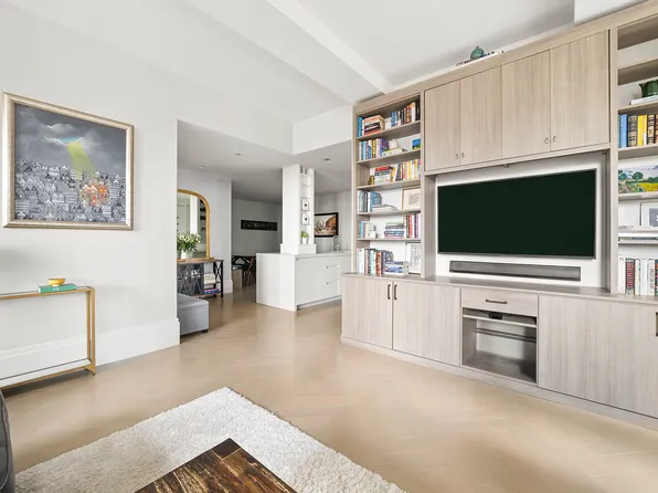 101 Wall Street image 2 of 19