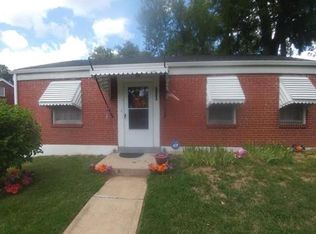 7217 Mallard Dr, Saint Louis, MO 63133