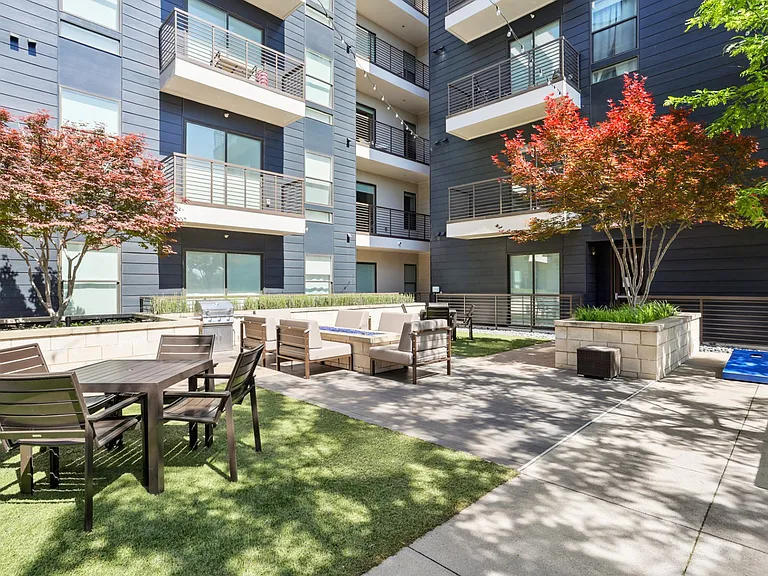Knox Heights — Photo 16