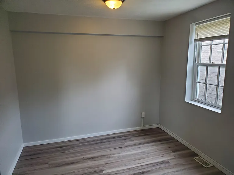 1634 1/2 S William St #1 — Photo 5
