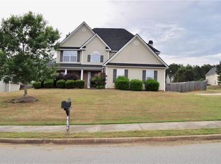 4636 Whispering Winds Pl, Douglasville, GA 30135