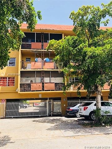 1st image of 13480 NE 6th Ave APT 305