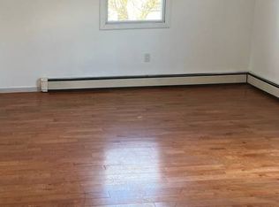 671 Midwood St #2B, Brooklyn, NY 11203
