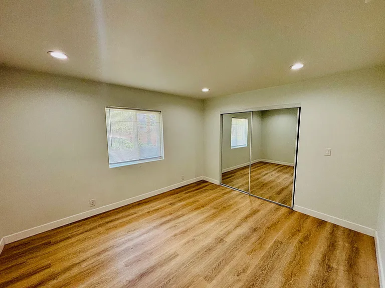 41725 22nd St W — Photo 17