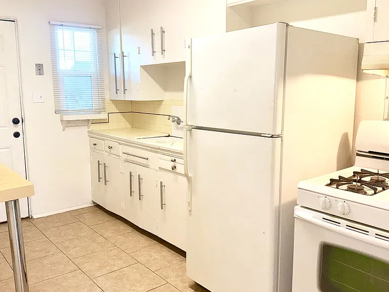 1505 N 15th Ave — Photo 20