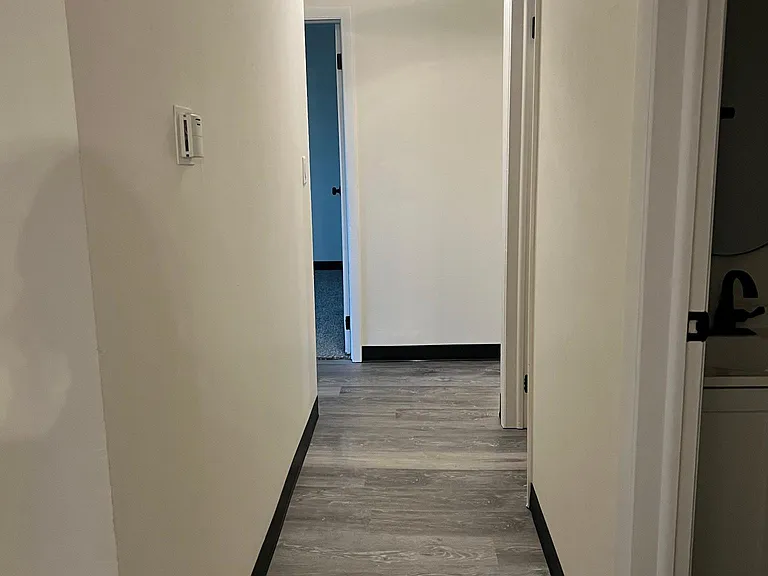 931 Old Marion Rd NE #201 — Photo 12