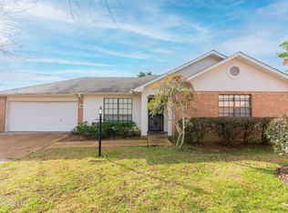 128 Villa Way, Clinton, MS 39056