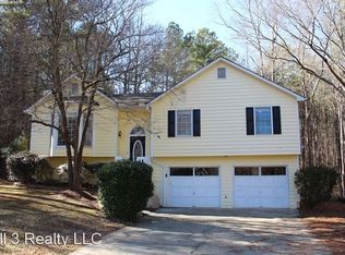 475 Indian Trail Dr, Powder Springs, GA 30127