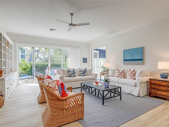 4th image of 1800 N Orchid Island Cir
