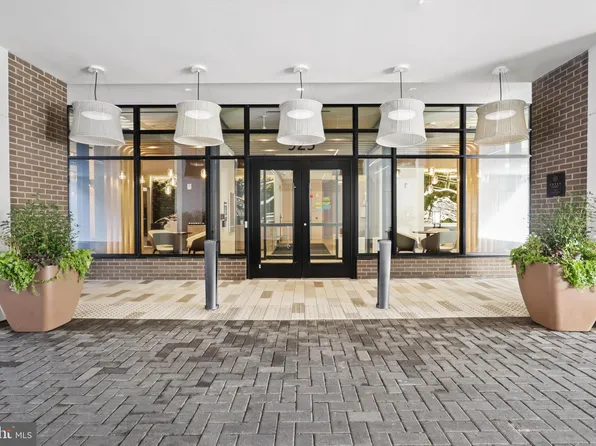 925 N Fairfax St Unit 102, Alexandria, VA 22314