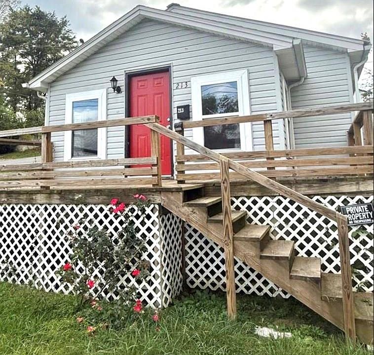2nd image of 213 Rogers St