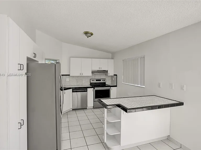 11854 SW 210th St — Photo 16