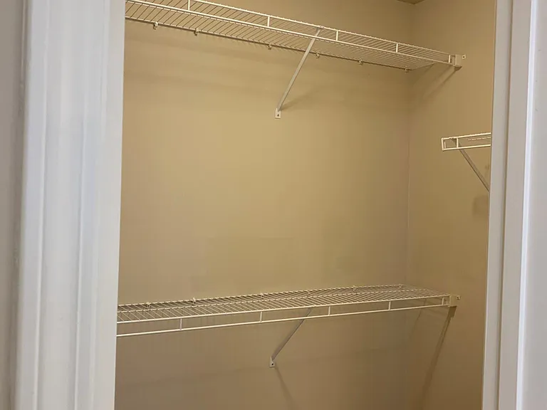 120 Greenfield Dr — Photo 24