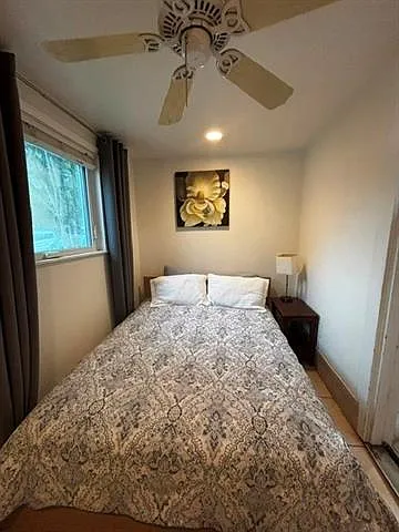 860 1/2 Taft Pl #LL — Photo 15