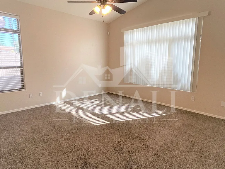 1121 S Western Skies Dr — Photo 10
