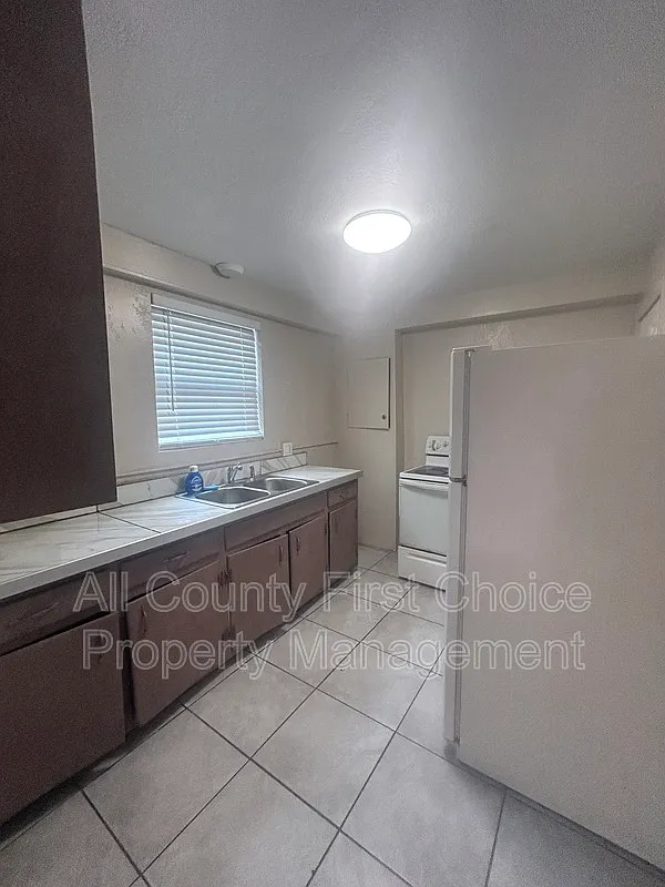 1 bed, 1.0 bath, 550 sqft, $1,095 — Photo 3