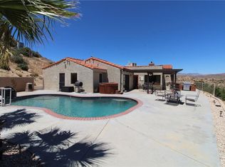 55411 Skyline Ranch Rd, Pioneertown, CA 92268
