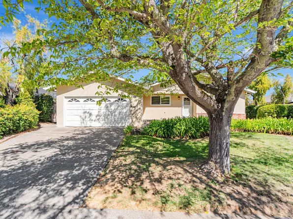 88 Wallace Way, San Rafael, CA 94903