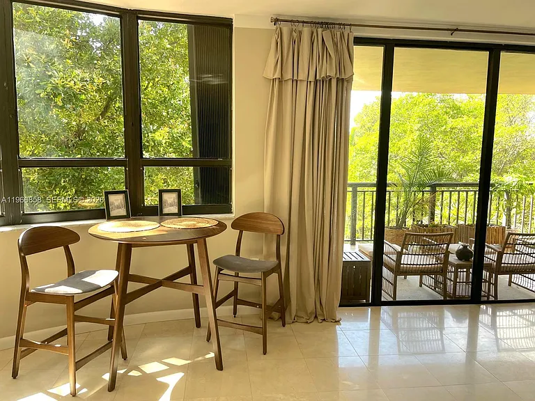 10175 Collins Ave #208 — Photo 7