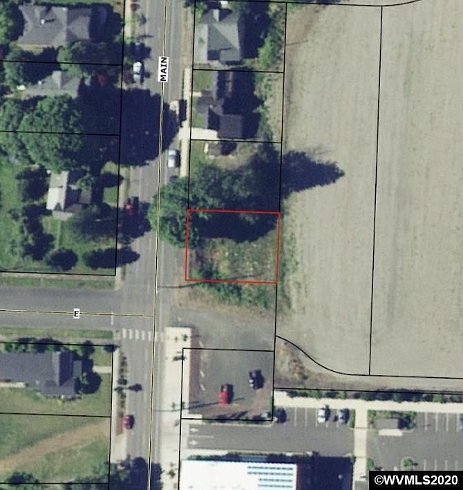 2nd image of 485 S Main St
