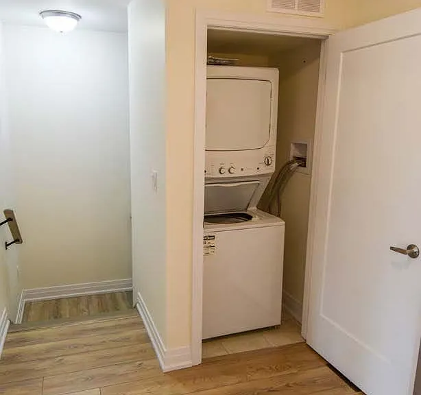 393 Manitoba St #1 — Photo 5