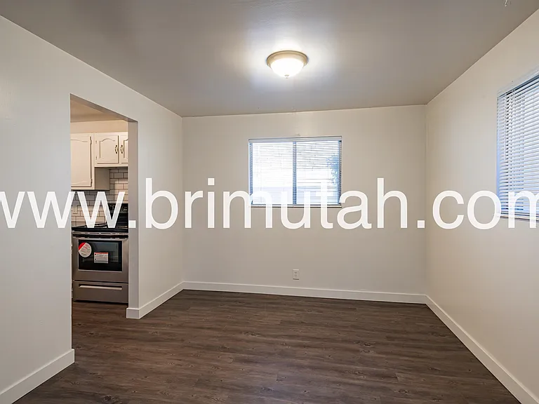 1877 E Osage Orange Ave #3 — Photo 6