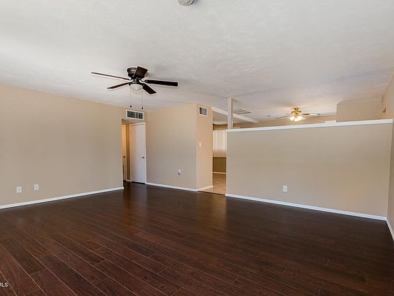 Family Room with Ceiling Fan
