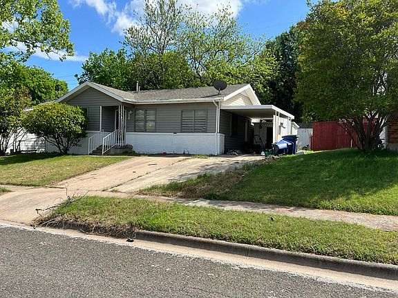 2nd image of 2105 Terrace Dr