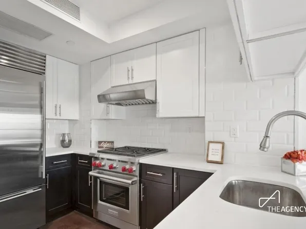 85 Ryerson Street image 1 of 6
