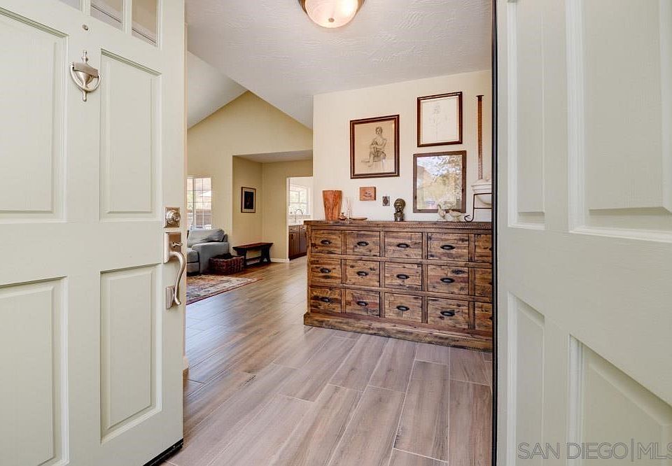 1st image of 7541 Jennite Dr