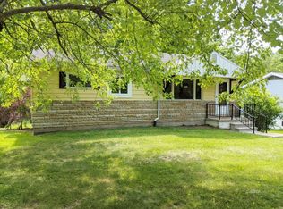 35 Pomeroy Rd, Athens, OH 45701