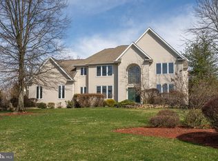 910 Wooded Pond Rd, Lower Gwynedd, PA 19002