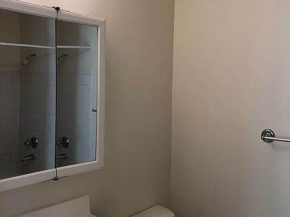5th image of 1612 Valley Ave E APT 8