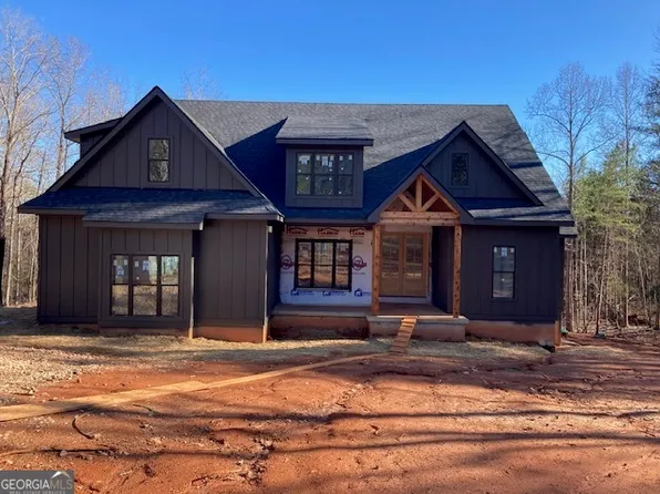 228 Lake Place Dr, Lavonia, GA 30553