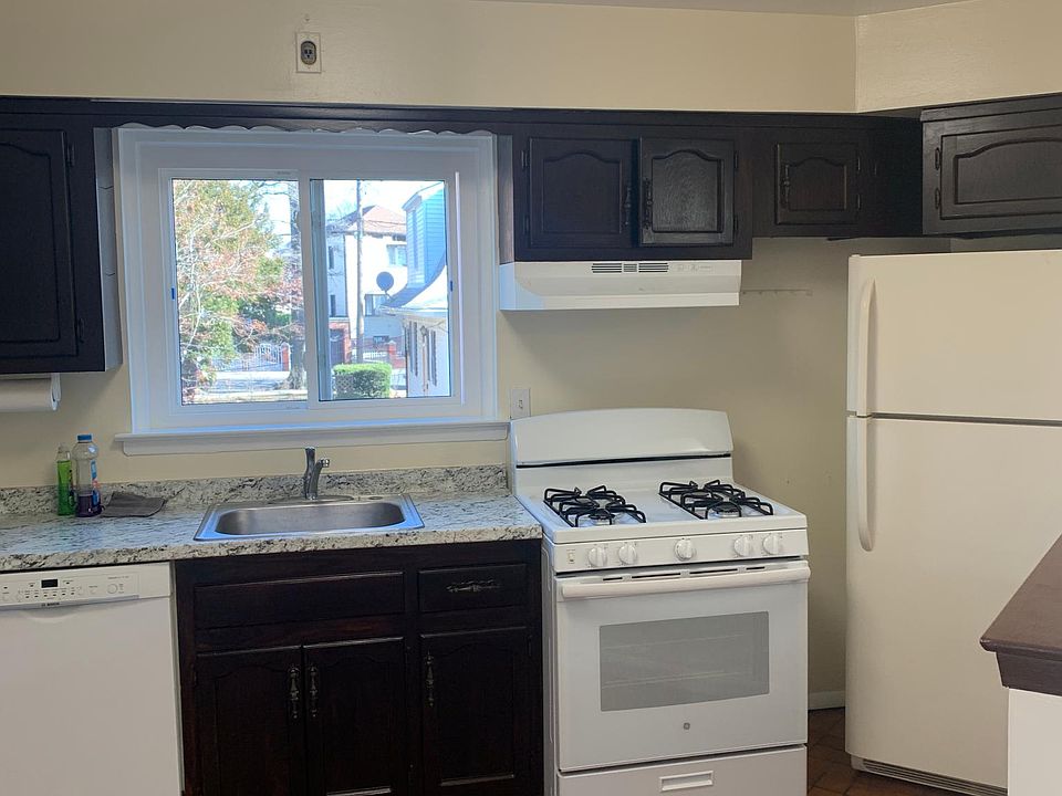 1st image of 1224 Ellsworth Ave APT 1