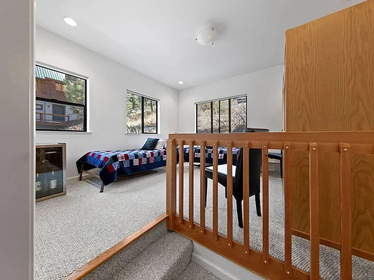 16323 Ski Slope Way — Photo 27