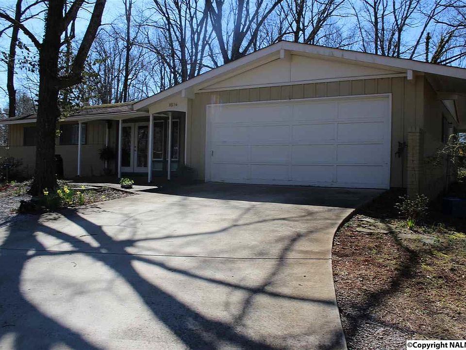 1st image of 3516 Wildwood Dr SE