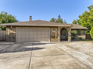 2832 SE Cornutt St, Hillsboro, OR 97123