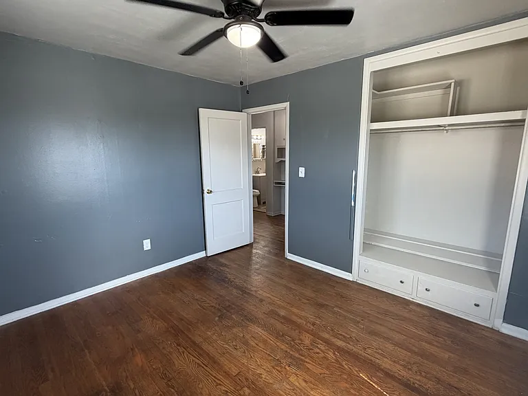 3929 NW 32nd St — Photo 33