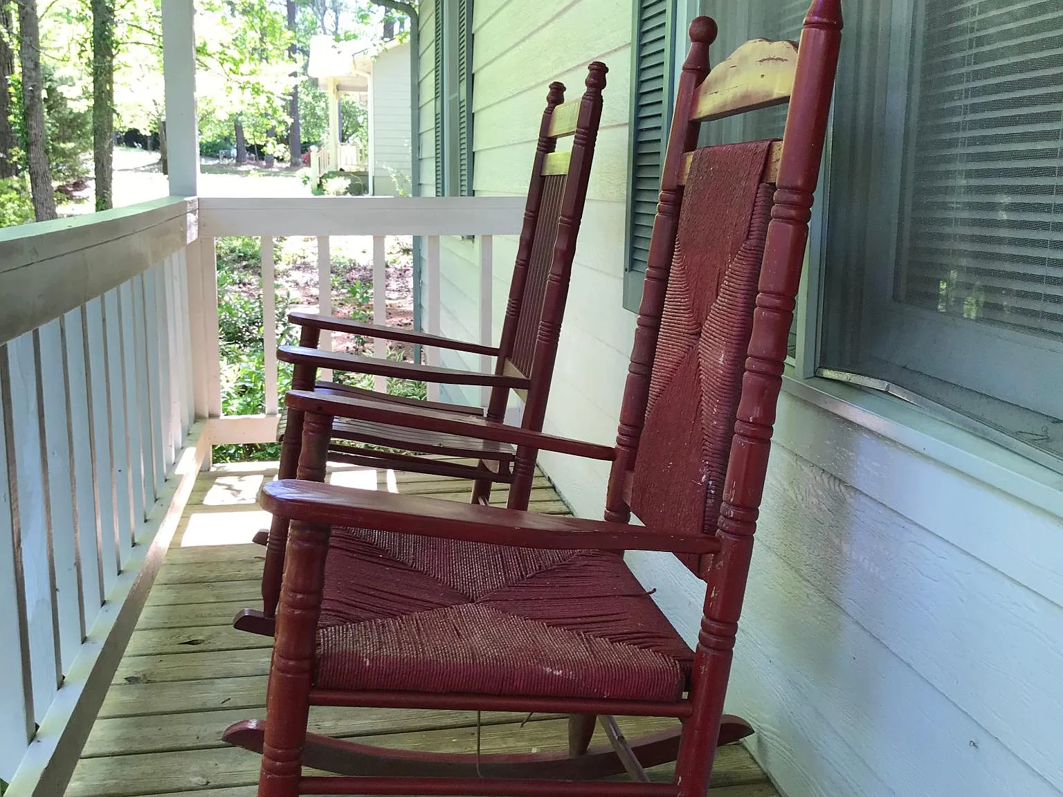 285 Fairlane Dr — Photo 4