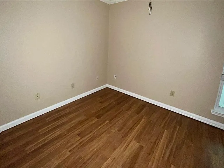 16508 Framingham Cir — Photo 14