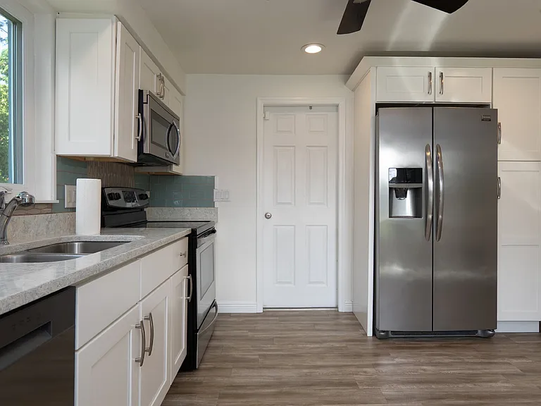 3140 Bay Shore Rd — Photo 15